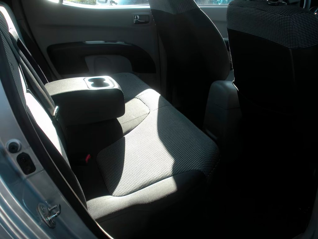 Pick-up Mitsubishi L200 Intense 2.5 DI-D 136CV Manuale Usato Frosinone – 142.000 km – 2011