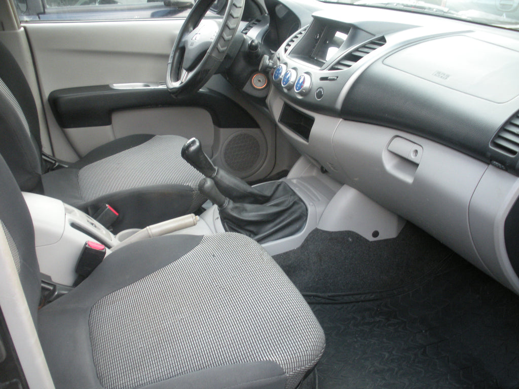 Pick-up Mitsubishi L200 Intense 2.5 DI-D 136CV  Usato Frosinone – 160.000 km – 2011