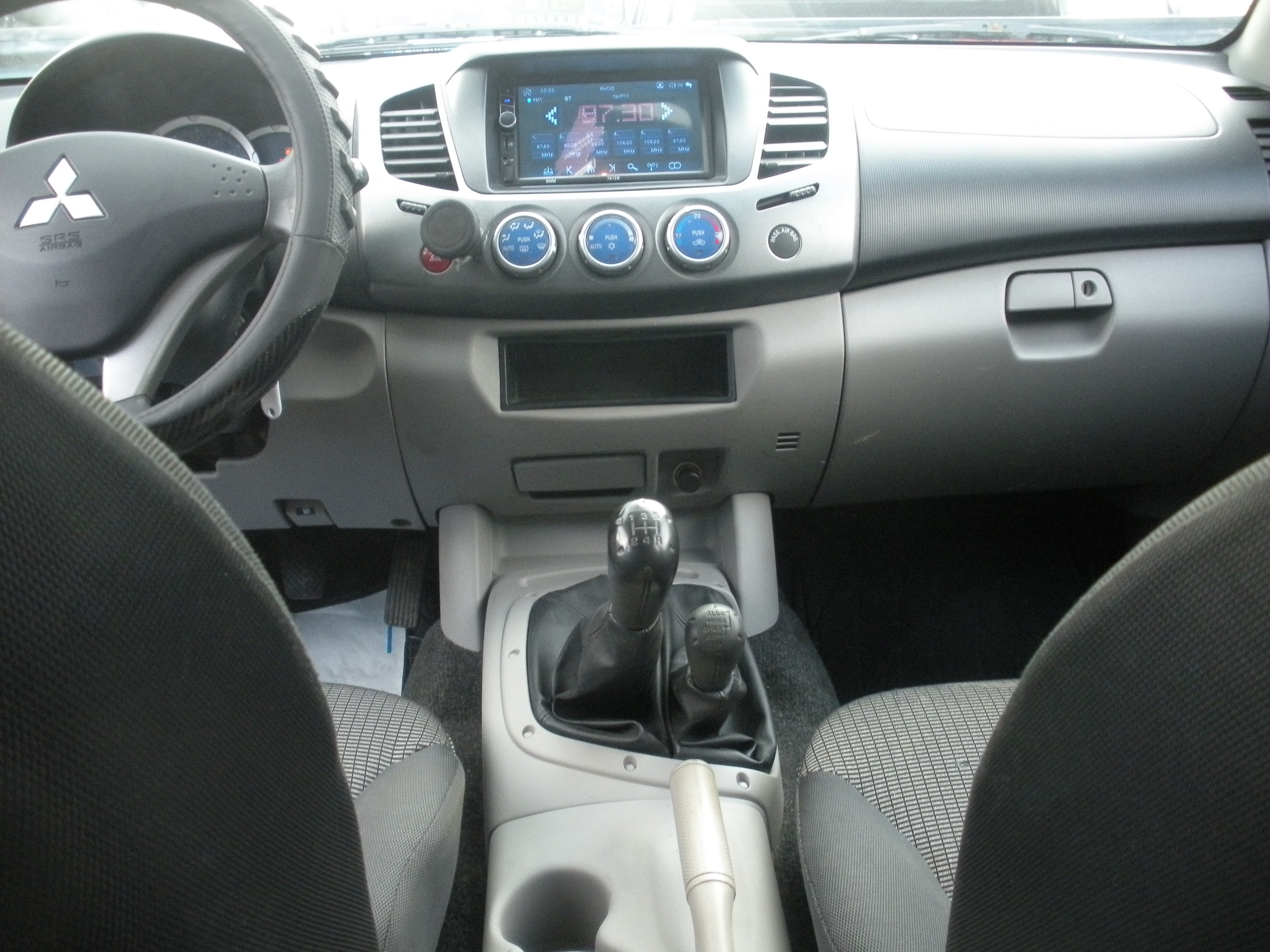 Pick-up Mitsubishi L200 Intense 2.5 DI-D 136CV  Usato Frosinone – 160.000 km – 2011