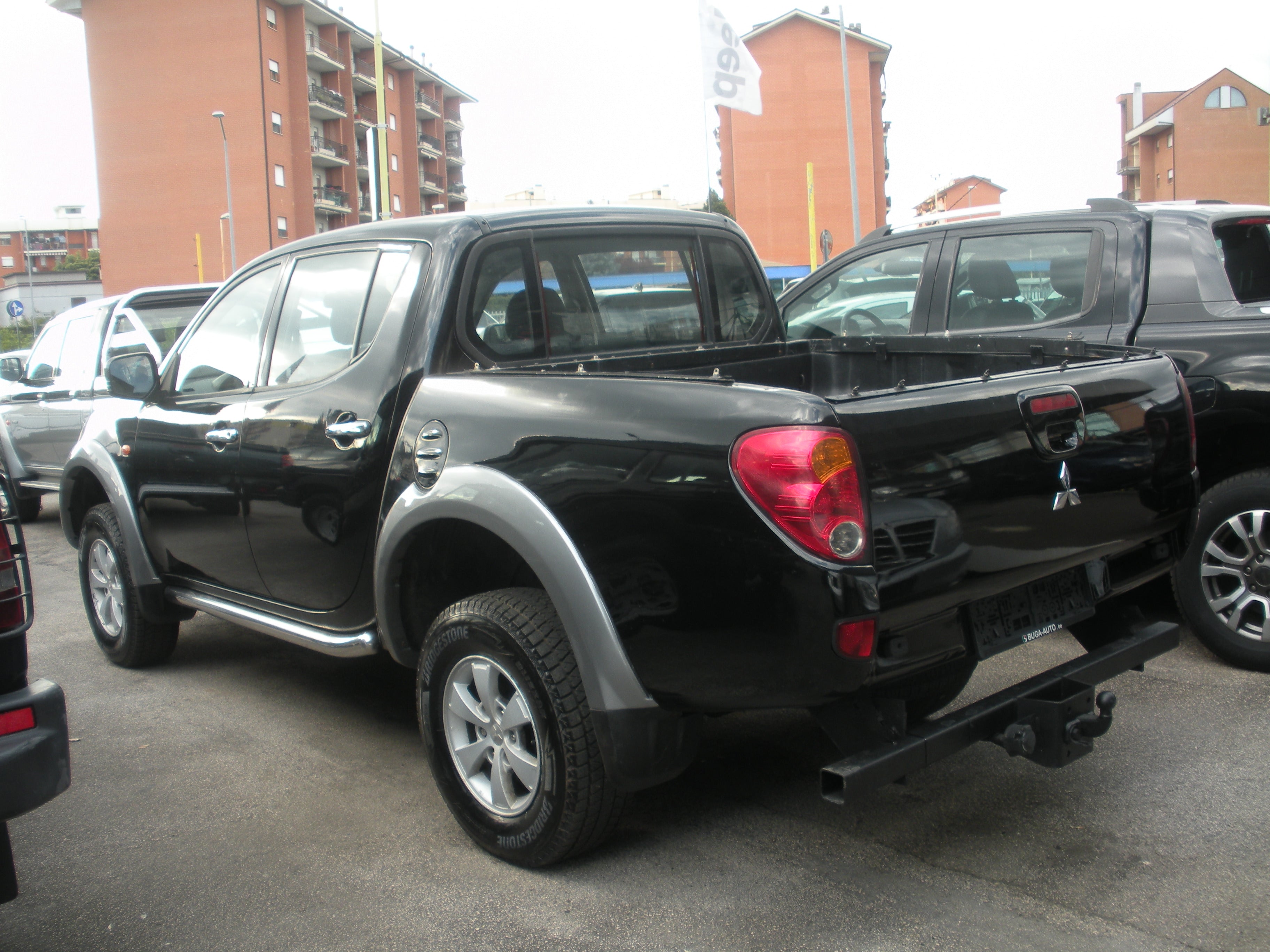 Pick-up Mitsubishi L200 Intense 2.5 DI-D 136CV  Usato Frosinone – 160.000 km – 2011