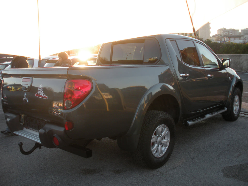 Pick-up Mitsubishi L200 Intense 2.5 DI-D 136CV Usato Frosinone – 125.000 km – 2013
