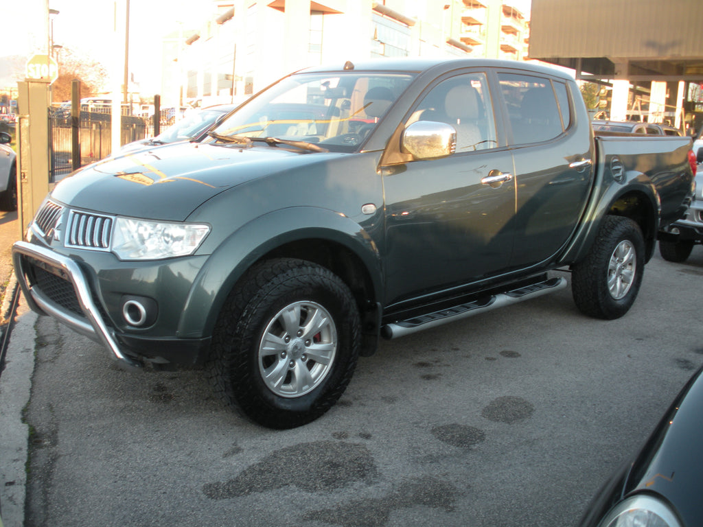 Pick-up Mitsubishi L200 Intense 2.5 DI-D 136CV Usato Frosinone – 125.000 km – 2013