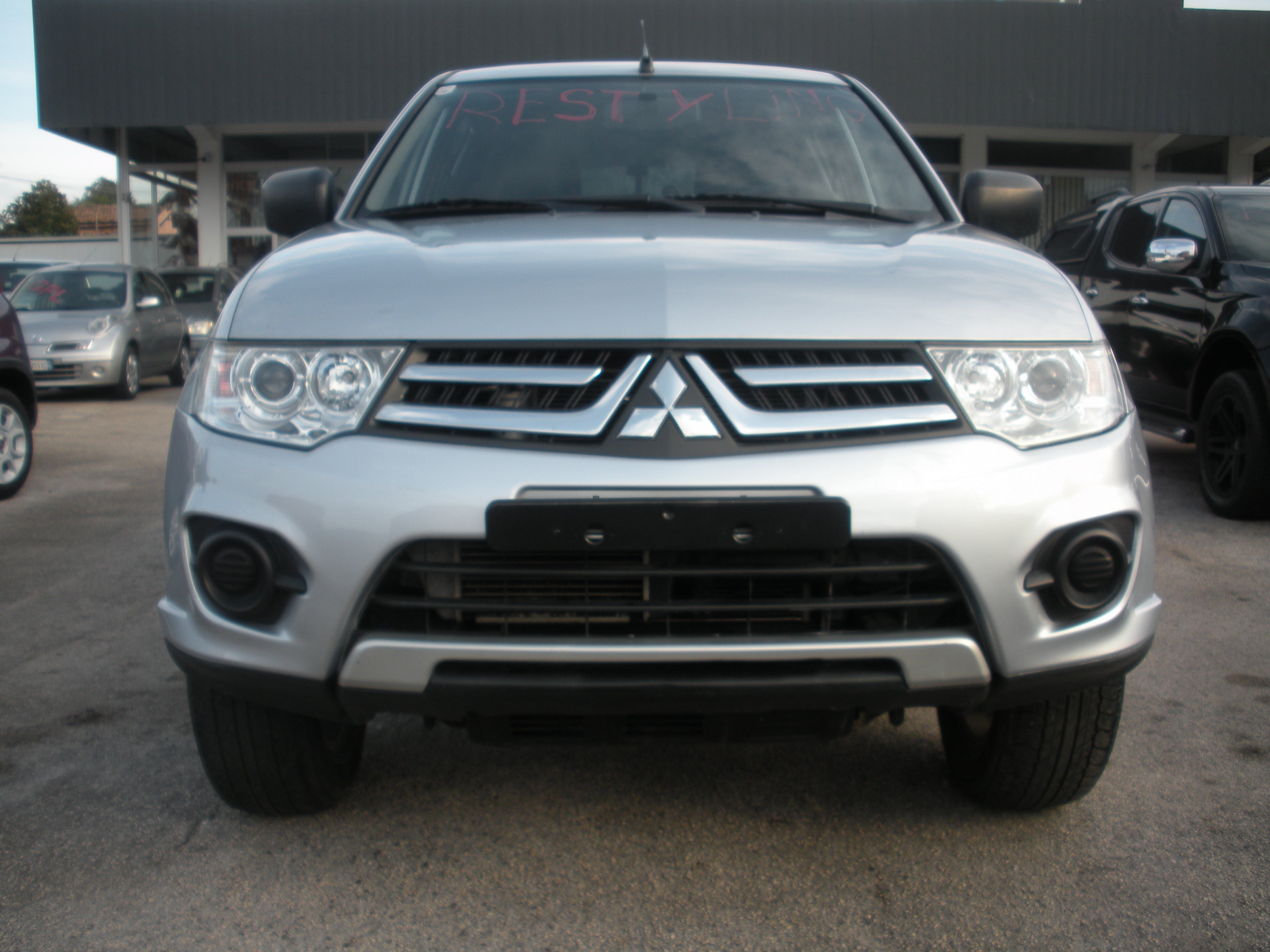 Pick-up Mitsubishi L200 Intense 2.5 DI-D 136CV Usato Frosinone – 142.000 km – 2011