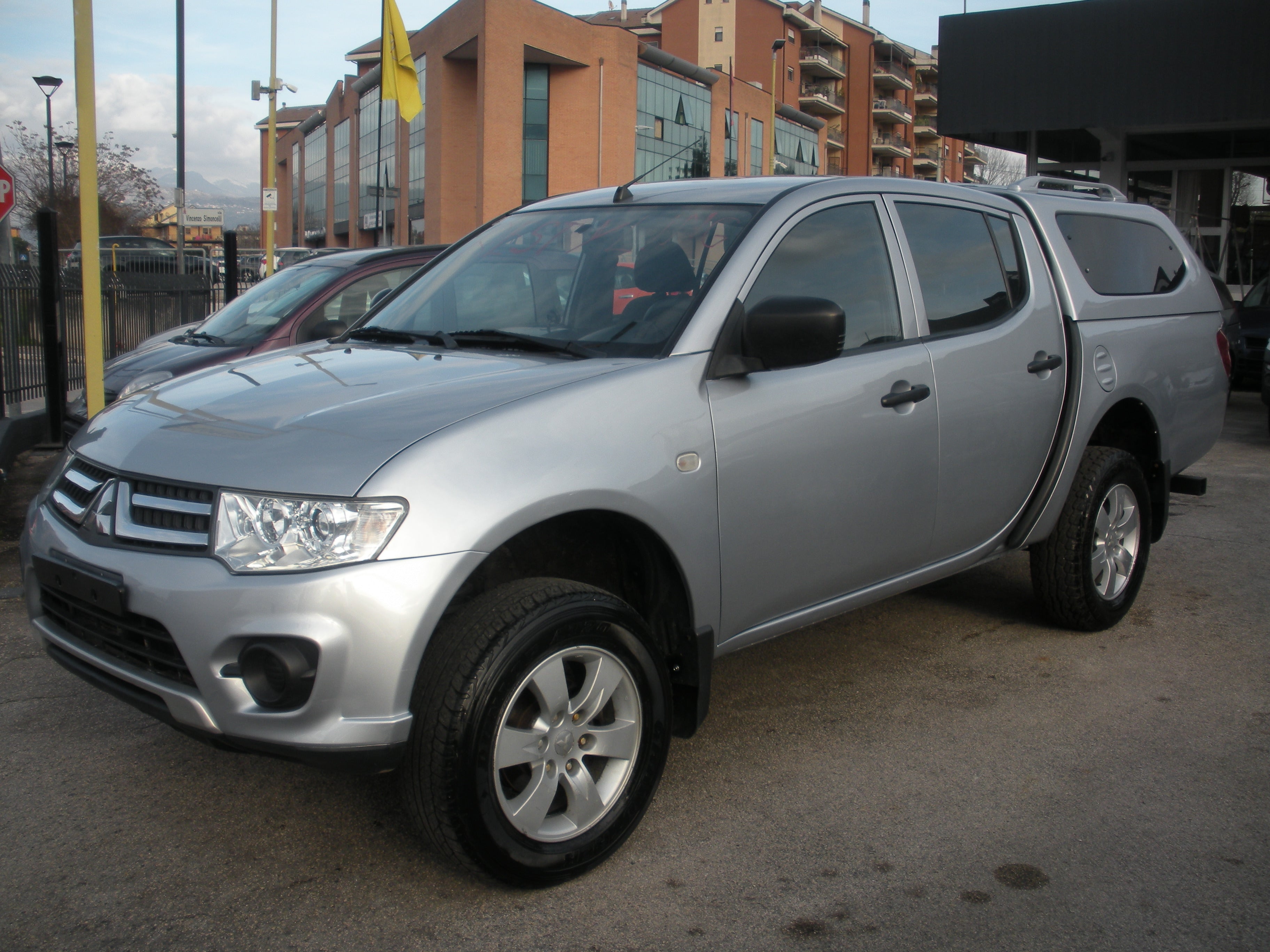 Pick-up Mitsubishi L200 Intense 2.5 DI-D 136CV Usato Frosinone – 142.000 km – 2011