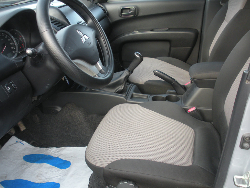 Pick-up Mitsubishi L200 Intense 2.5 DI-D 136CV Usato Frosinone – 142.000 km – 2011